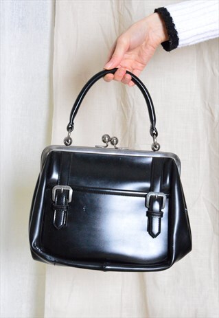 VINTAGE 60S BLACK CLIP HANDBAG