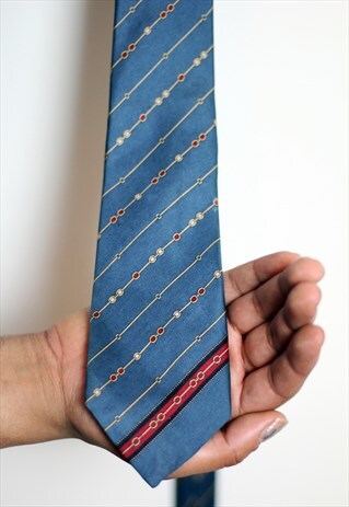 VINTAGE PIERRE CARDIN SILK TIE