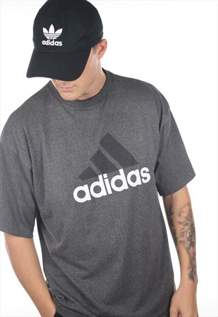 VINTAGE ADIDAS GRAPHIC T SHIRT TEE