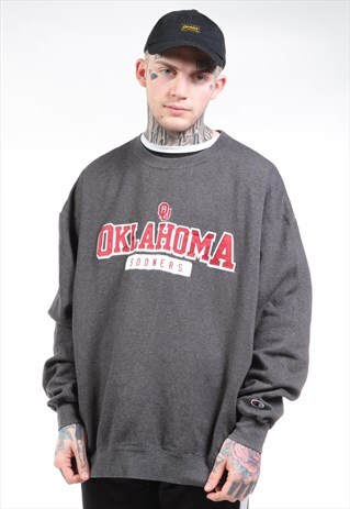 VINTAGE CHAMPION SWEATSHIRT