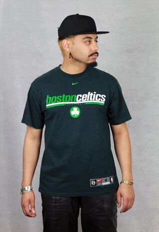 VINTAGE NIKE BOSTON CELTICS BASKETBALL T-SHIRT