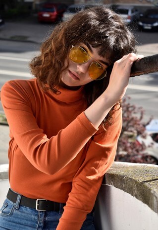 VINTAGE ORANGE 90'S TURTLENECK
