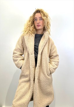 Wool Coat in Beige 