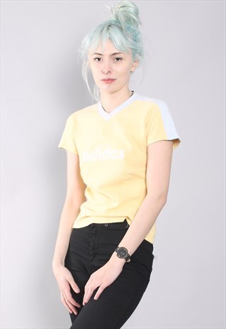 VINTAGE ADIDAS T-SHIRT