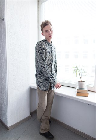 VINTAGE 80'S BLACK/BEIGE ABSTRACT PRINT SHIRT