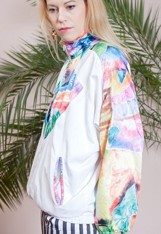 VINTAGE EARLY 90S WINDBREAKER BY AUTHENTIC KLEIN