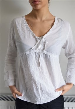 Vintage 90s Milkmaid Top White with Lace Trim Cottagecore