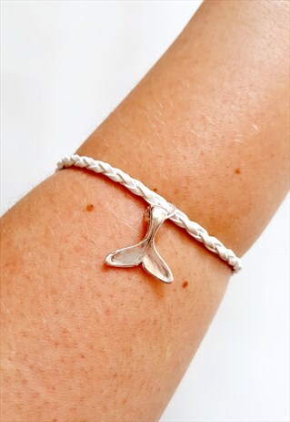 WHALE TAIL CHARM BRACELET WHITE