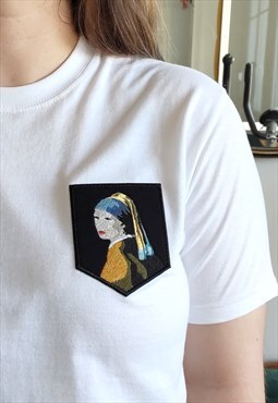 PEARL LADY - Embroidered T-Shirt