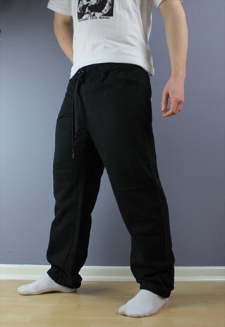 VINTAGE CHAMPION SWEATPANTS/JOGGERS IN BLACK WITH EMBROIDERY