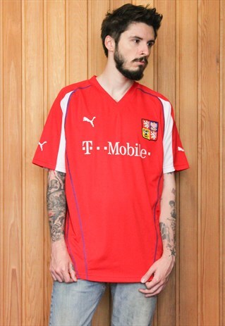 VINTAGE 1990S RED PUMA FOOTBALL SHIRT