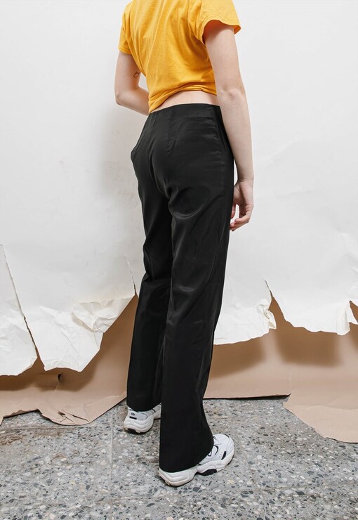 garment image