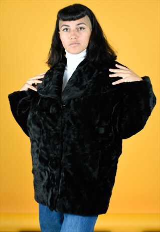 SUPER COZY BEAUTIFUL BLACK LARGE COLLAR FAUX FUR JACKET