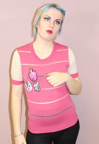 PASTEL PINK STRIPE FARHI DESIGNER BADGE TOP MESH SLEEVE
