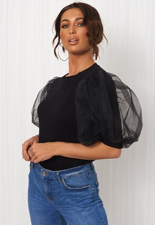 BLACK ORGANZA PUFF SLEEVE T-SHIRT