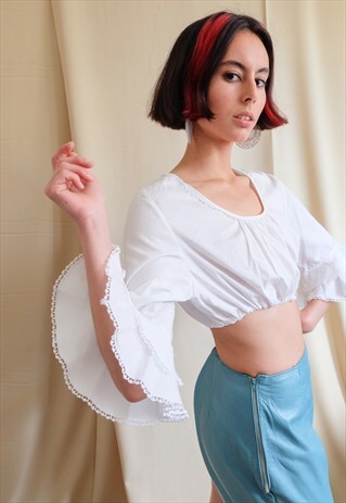 VINTAGE 60S WHITE COTTON AUSTRIAN CROP TOP