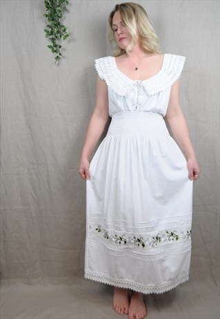 WHITE SUMMER DRESS
