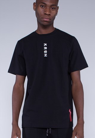 BLACK REGULAR FIT T-SHIRT WITH CHEST LOGO