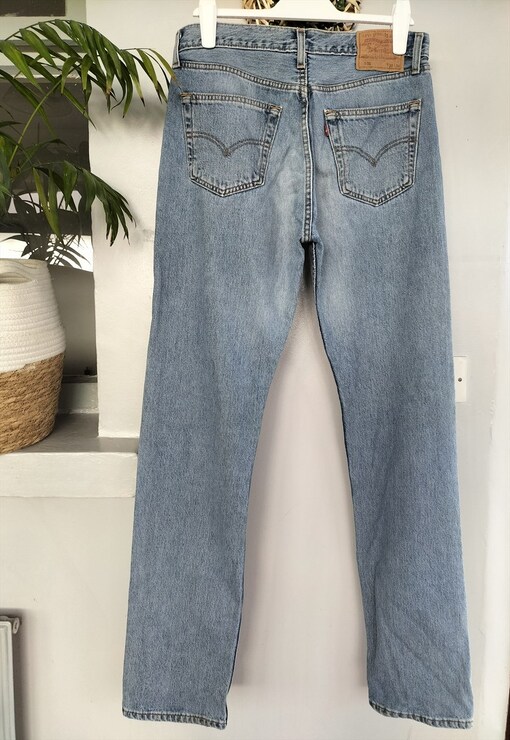 garment image