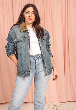 VINTAGE 90S OVERSIZED DENIM JACKET WITH FAUX FUR COLLAR