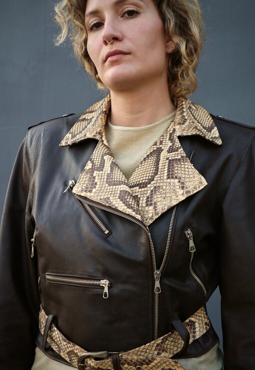 garment image