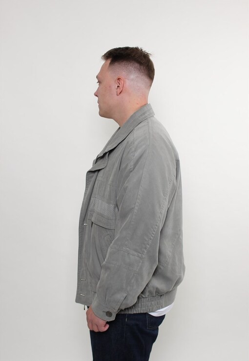 garment image