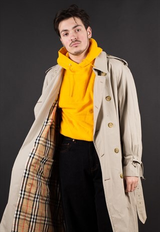 CLASSIC BURBERRYS TRENCH COAT WITH ICONIC NOVA CHECK