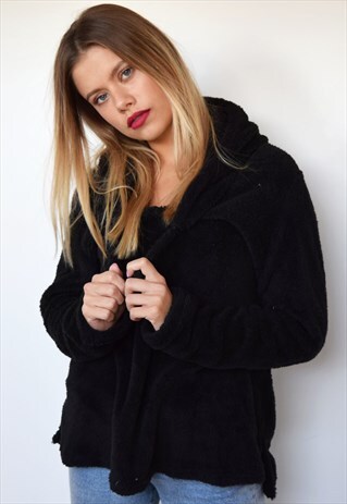 BLACK PLUSH FLUFFY HOODIE