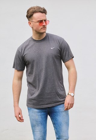 NIKE USA VINTAGE 90S SPORTSWEAR MINIMALIST T