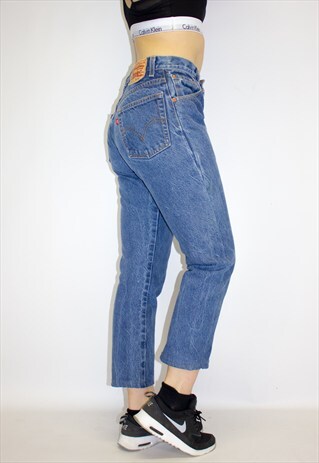 VINTAGE LEVI'S REWORKED ANKLE GRAZER BOYFRIEND JEANS