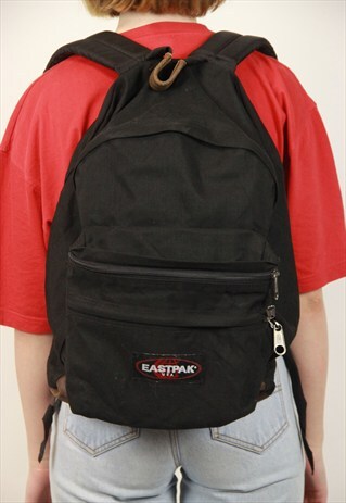 VINTAGE EASTPAK BACKPACK