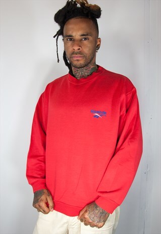 RED REEBOK EMBROIDED VINTAGE SWEATER