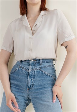 Vintage 70s Button Up Silky Cream Blouse in Short Sleeve S