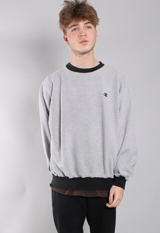 VINTAGE CHAMPION SWEATSHIRT