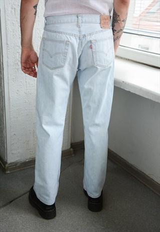 Vintage LEVI'S Light Blue Straight Jeans