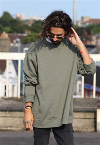 VINTAGE // SWEATSHIRT