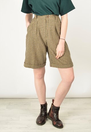 VINTAGE 80S HIGH WAIST CULOTTE SHORTS IN TWEED CHECK