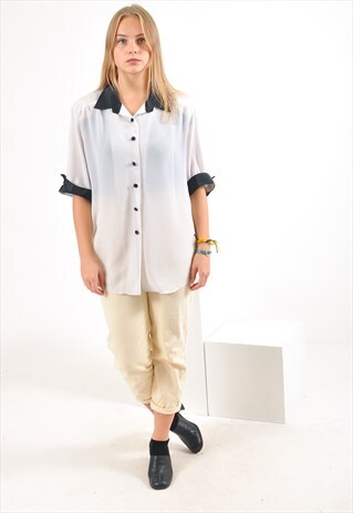 VINTAGE SHIRT IN WHITE BLACK