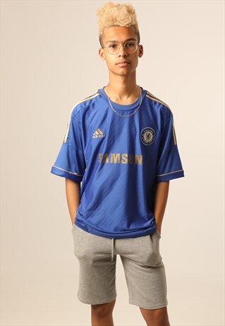 VINTAGE CHELSEA FOOTBALL TOP