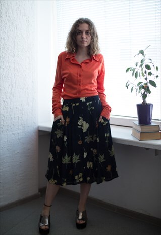 VINTAGE 80'S NAVY BLUE FLOWER PATTERNED SKIRT
