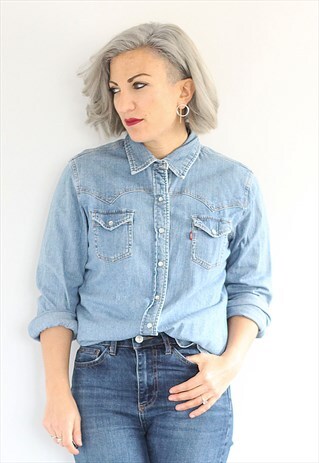 VINTAGE 1990S LEVI'S WASHED BLUE DENIM SHIRT