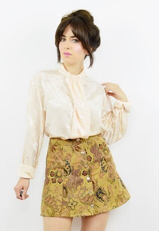 80S PALE PEACH SILKY FLORAL RUFFLE NECK BLOUSE