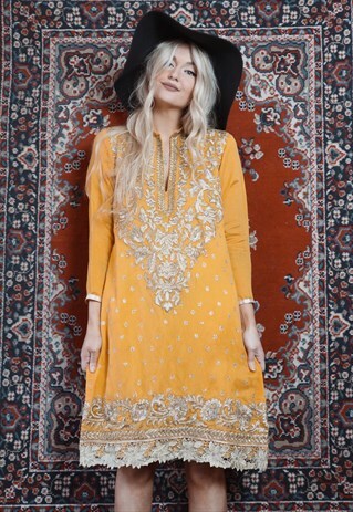 KASHMIR VINTAGE 70S GOLDEN EMBROIDERED INDIAN SHERWANI TUNIC