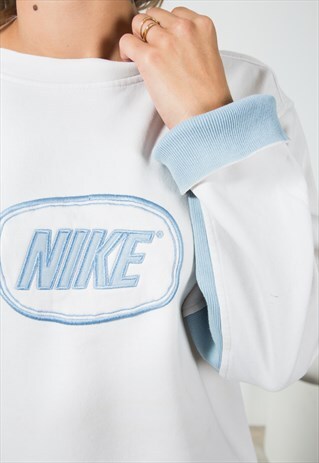 VINTAGE NIKE SWEATSHIRT / S1672