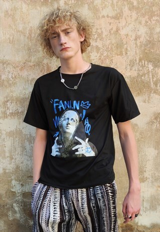 GRAFFITI PRINT T-SHIRT MULTI SLOGAN STATUE TEE IN BLACK