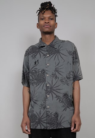 VINTAGE 90'S SHORT-SLEEVED GREEN PLANT PRINT SHIRT