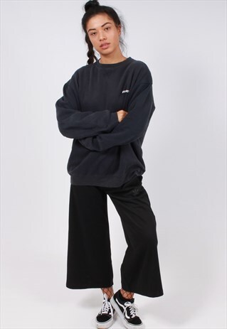 VINTAGE REEBOK SWEATSHIRT