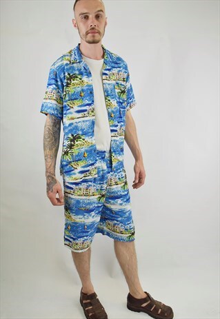 VINTAGE 80S HAWAIIAN SHORTS AND SHIRT CO-ORDINATED SET