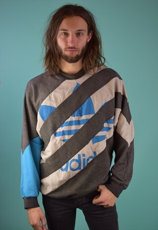 VINTAGE 90'S ADIDAS SWEATSHIRT