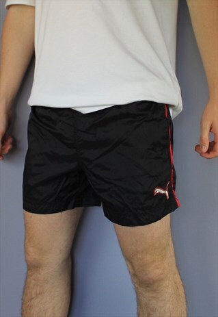 VINTAGE PUMA SHORTS IN BLACK WITH POCKETS, EMBROIDERED LOGO